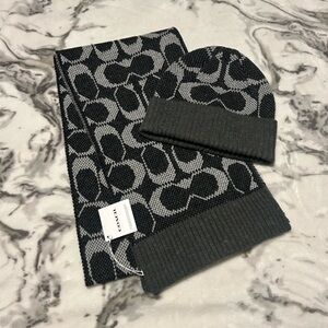 new Coach hat and scarf set